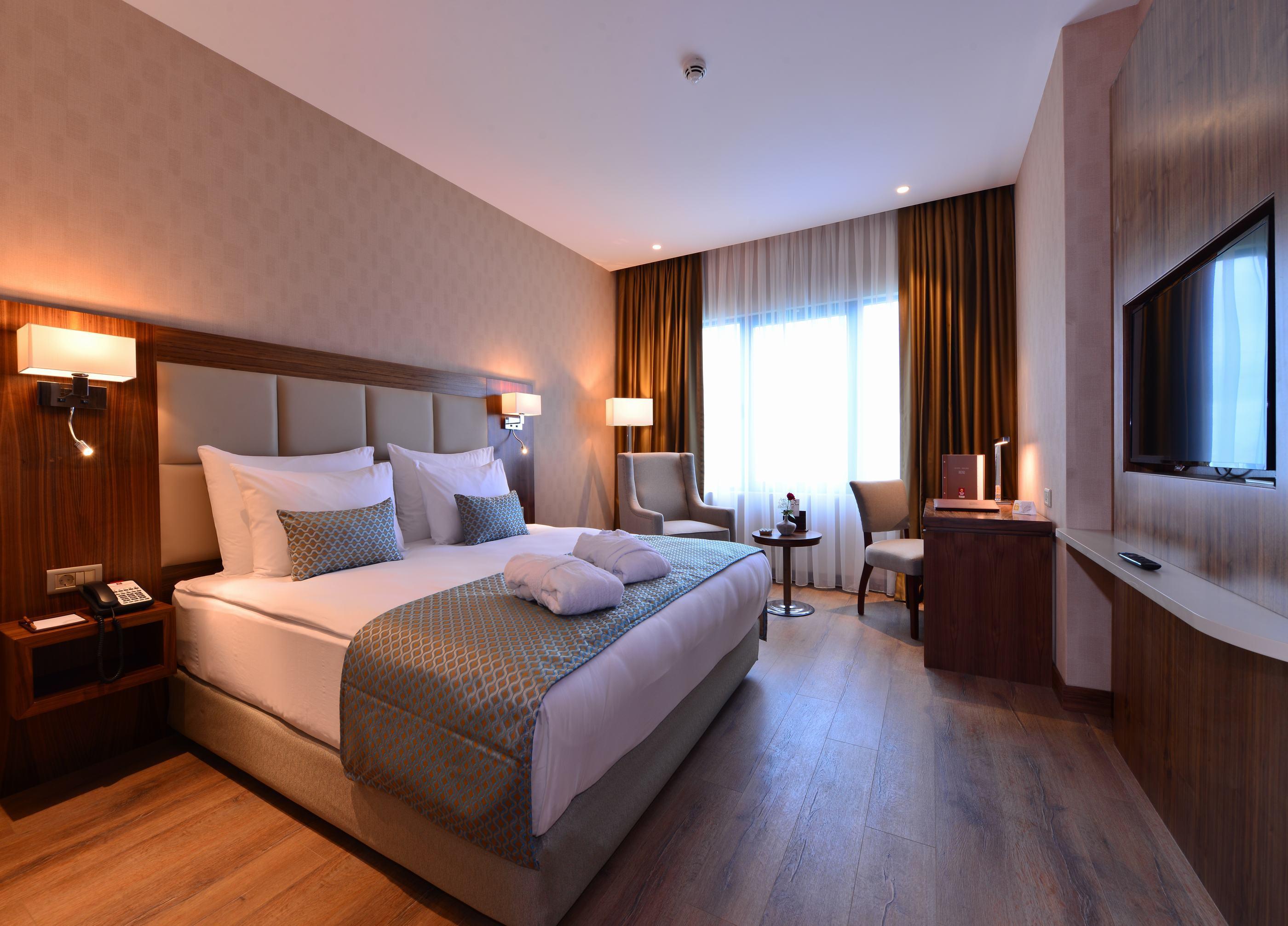 Clarion Hotel Istanbul Mahmutbey Exterior photo