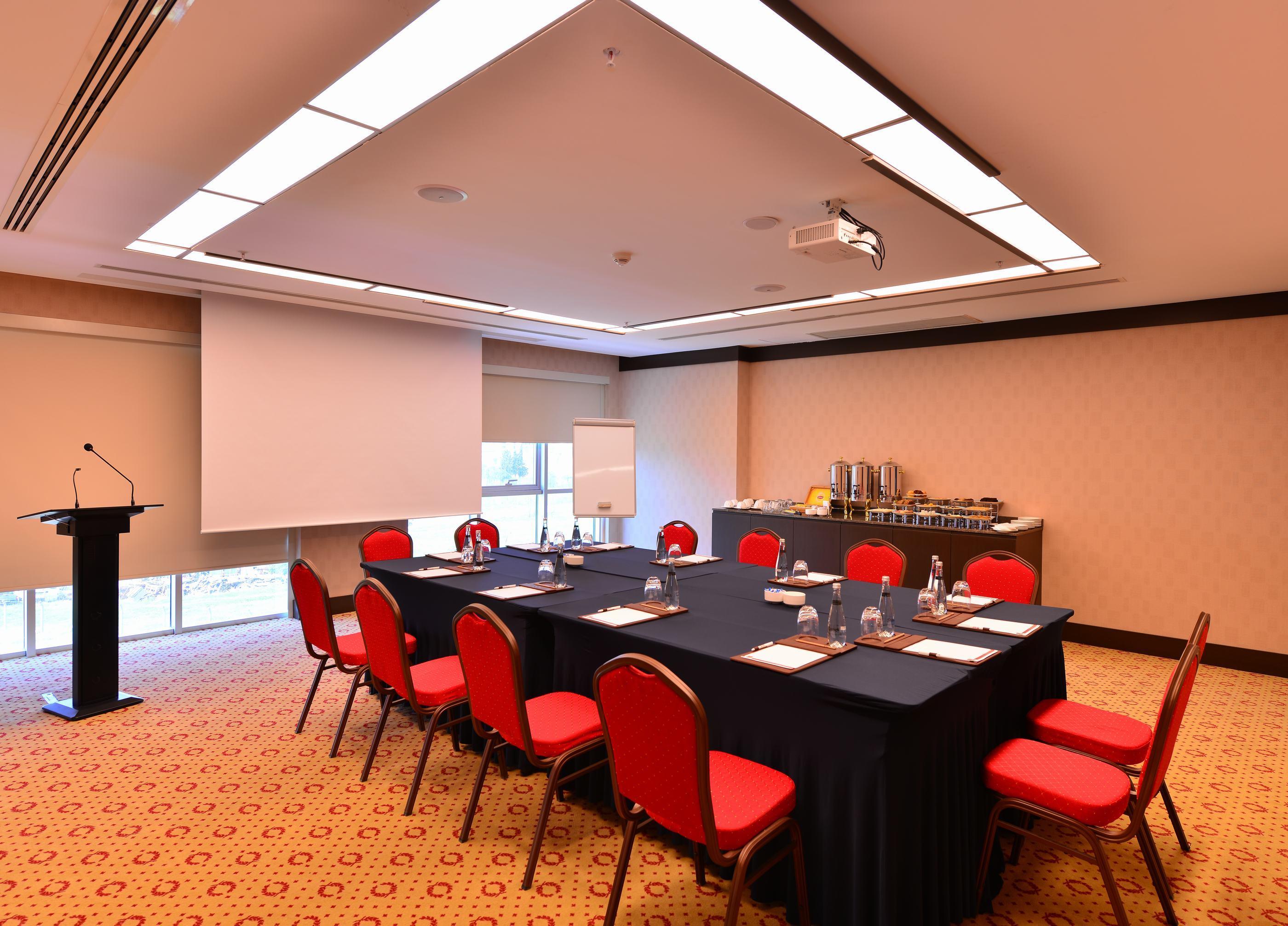 Clarion Hotel Istanbul Mahmutbey Exterior photo